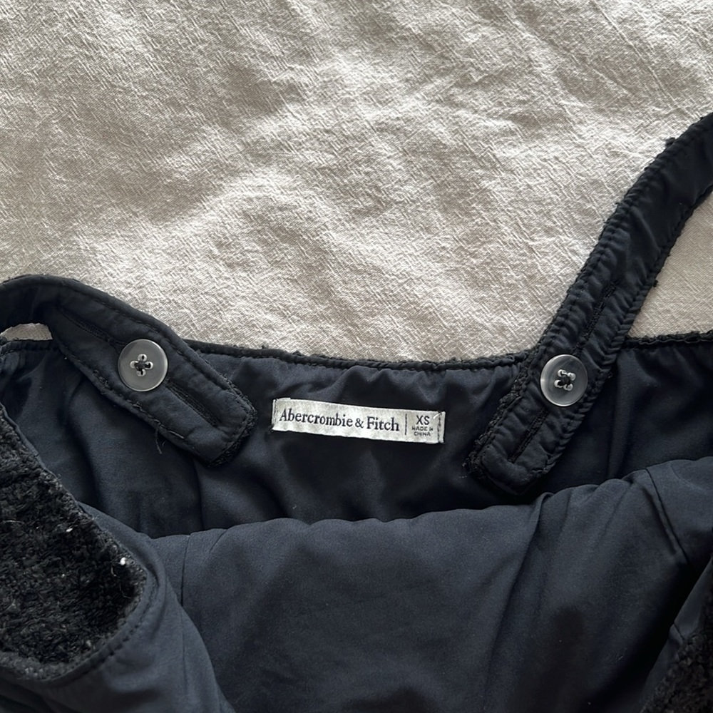 Abercrombie and Fitch women’s cropped tweed tank XS - Picture 5 of 5